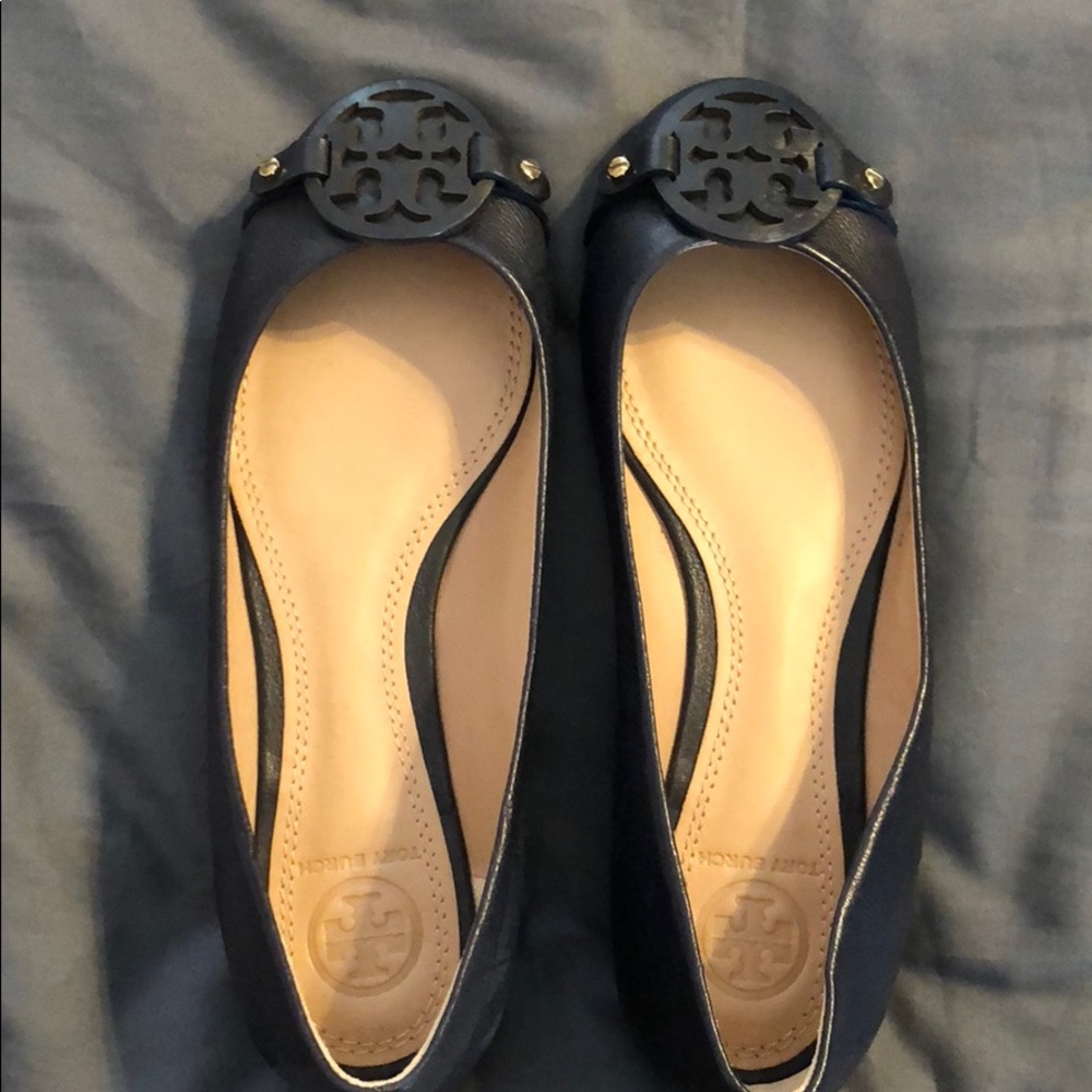 Tory Burch flats dark navy 5.5 new no box